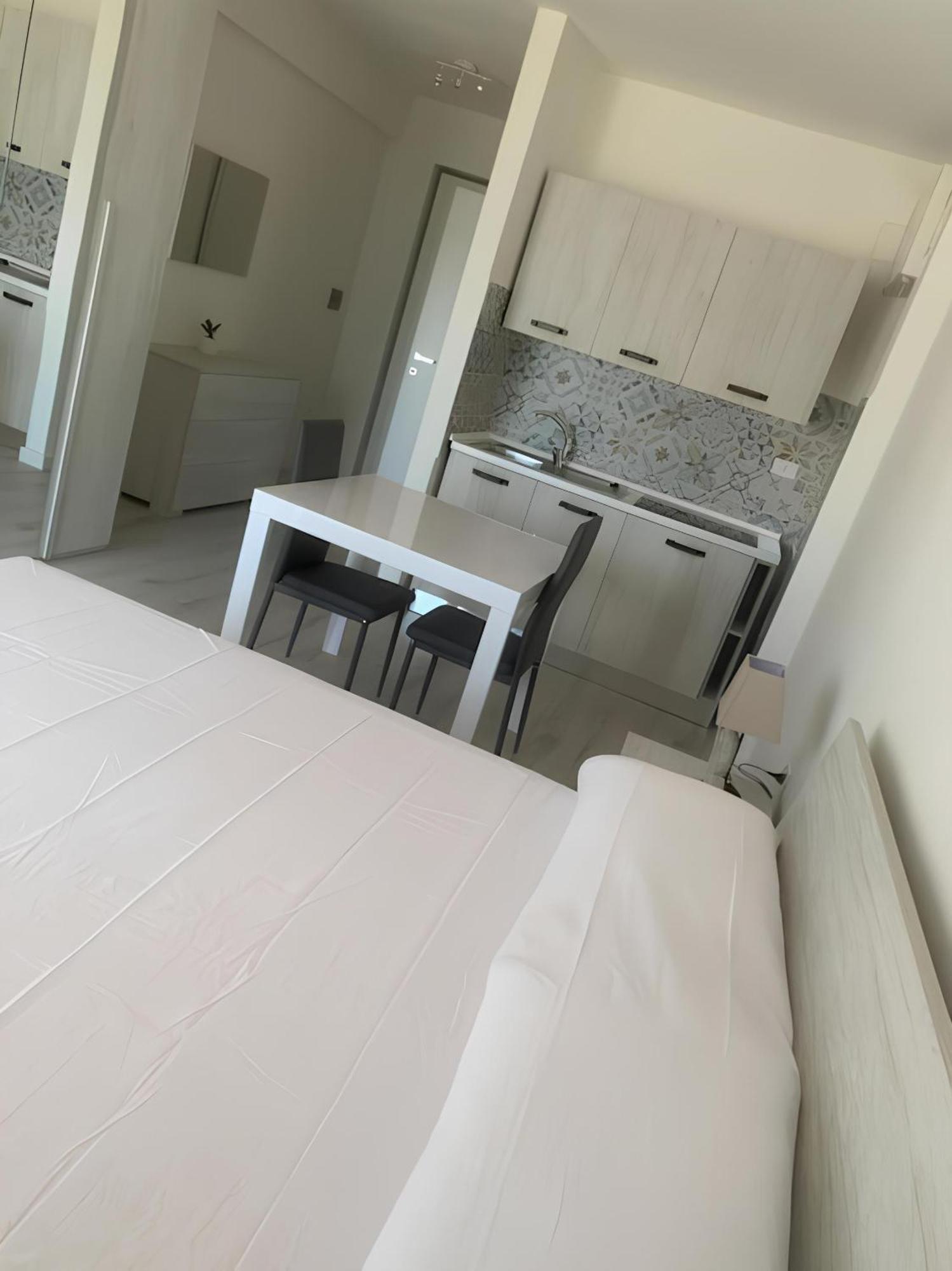 Ippocampo Alba E Tramonto Al Giardino Apartment Екстериор снимка